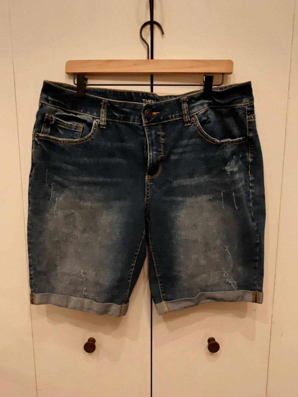 TIME AND TRU Distressed Denim Shorts Size 16 Rolled Cuffs Blue